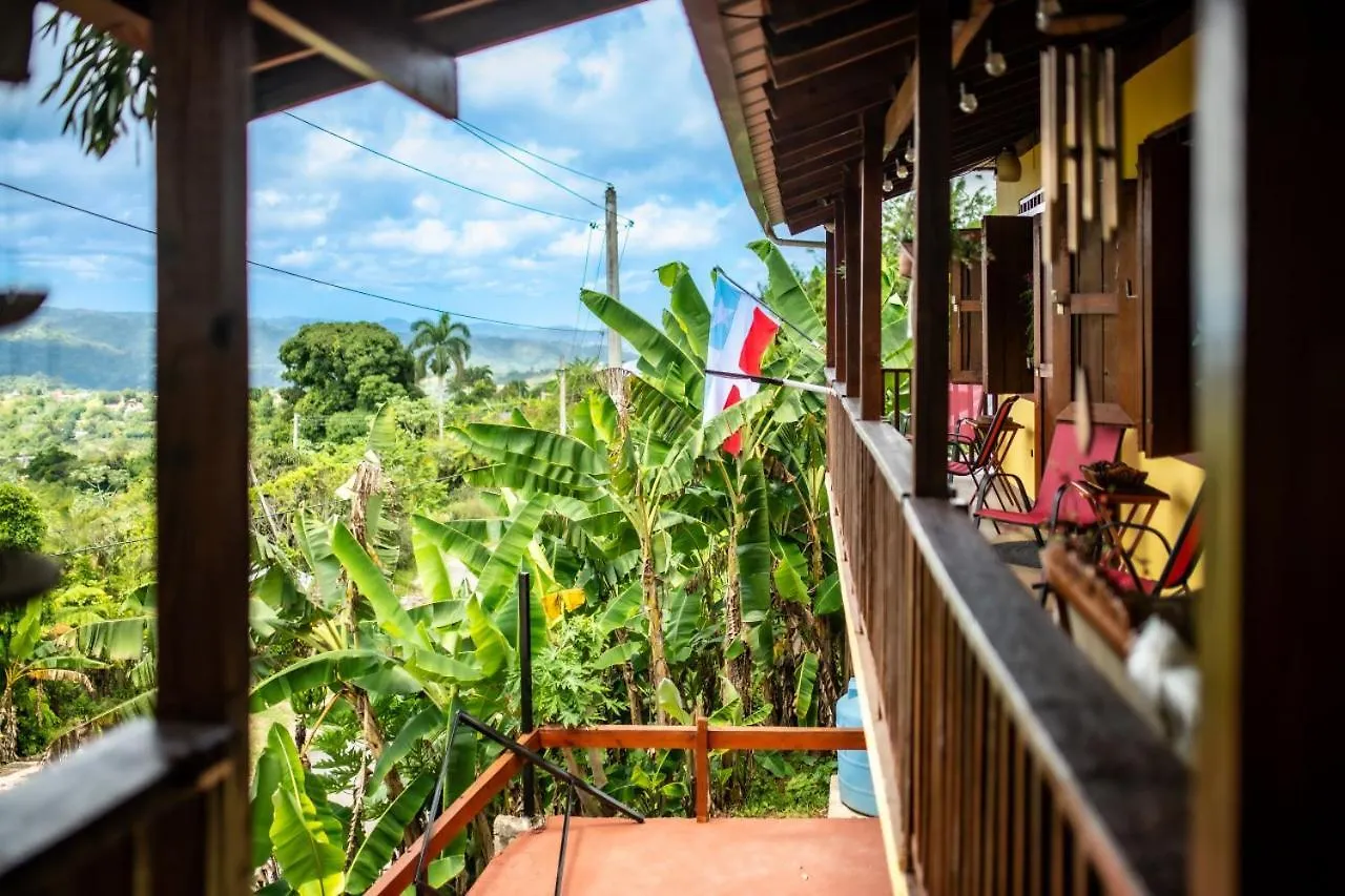 Casa De Campo Vista Hermosa Lares 別荘